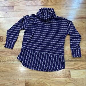 Purple Suzanne Betro Turtleneck size Large